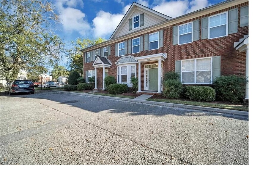 Building Photo - 7610 Restmere Rd