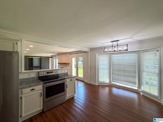 Building Photo - 649 Olde Towne Ln