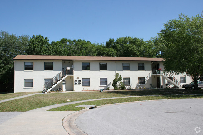 Building Photo - Cedar Hollow Apartments