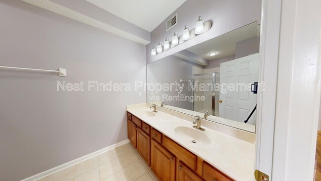 Building Photo - 211 Jardin De Mer Pl