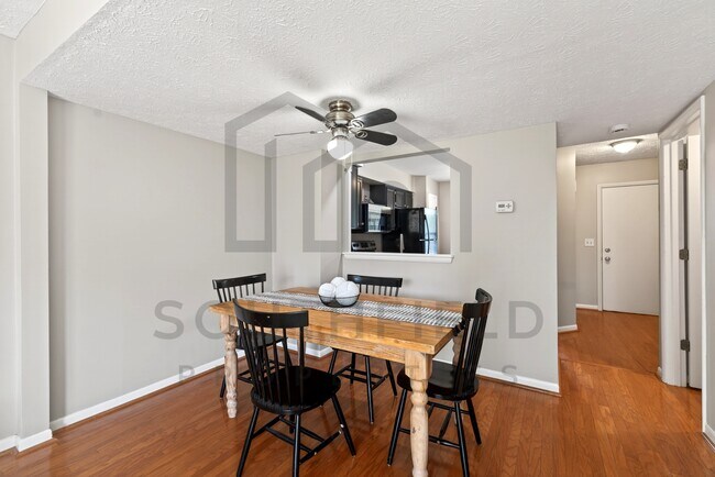 Building Photo - 1069 Crisfield Dr
