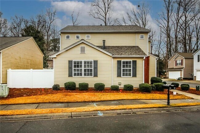 Building Photo - 170 Windcroft Ln NW