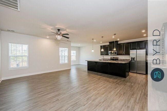 Building Photo - 9206 Miranda Ln