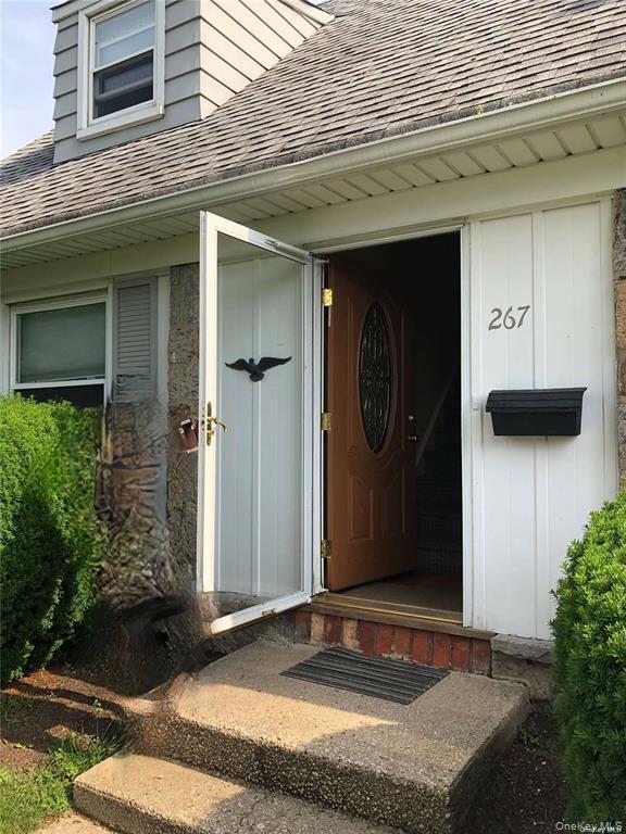 Building Photo - 267 Haypath Rd