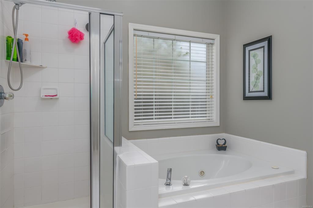 Building Photo - 9211 Hanston Pl