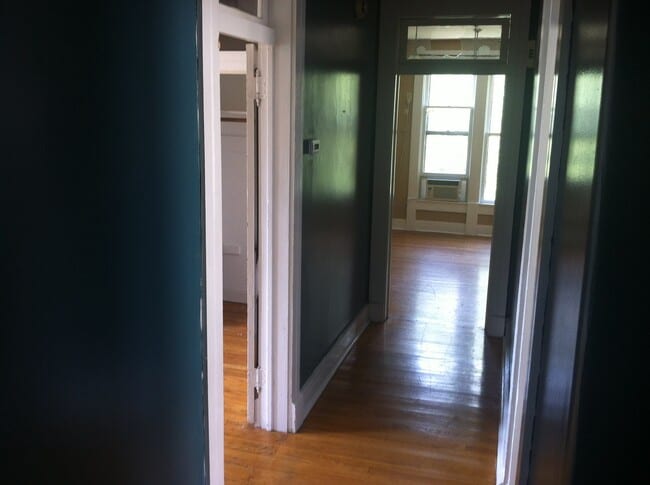 Building Photo - 1101 Tippecanoe St