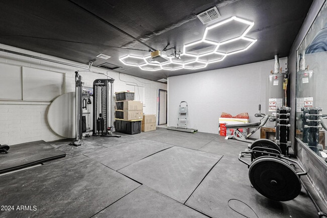 Building Photo - 3213 E Emile Zola Ave