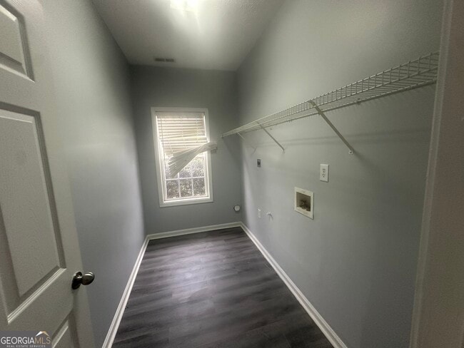 Building Photo - 6773 Oakleigh Dr