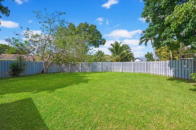 Building Photo - 12139 Big Cone Ct