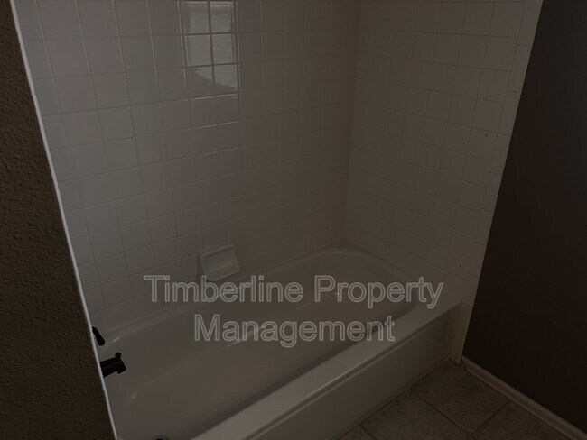 Building Photo - 2511 Antietam Ln