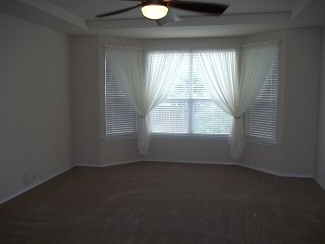 Building Photo - 9731 Common Law