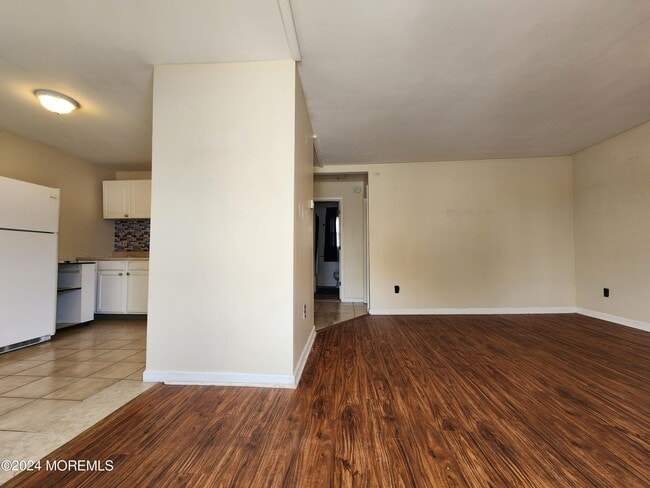 Building Photo - 11 Lincoln Ave