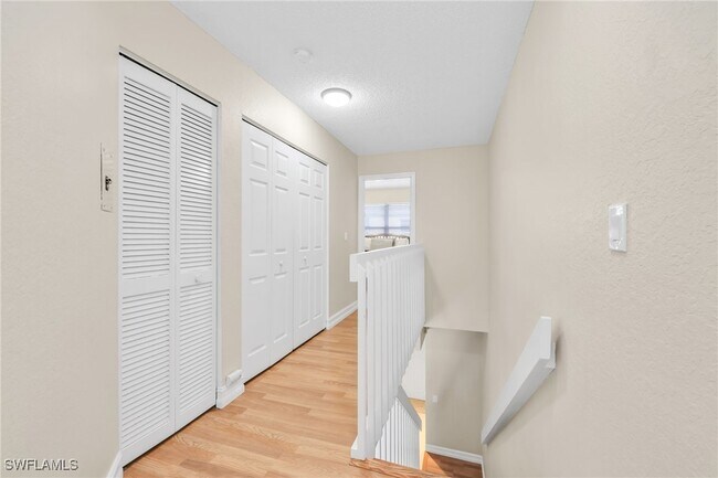 Building Photo - 1044 Woodshire Ln