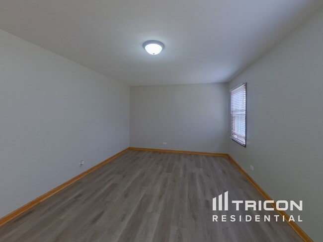 Building Photo - 1401 S Parkview Terrace