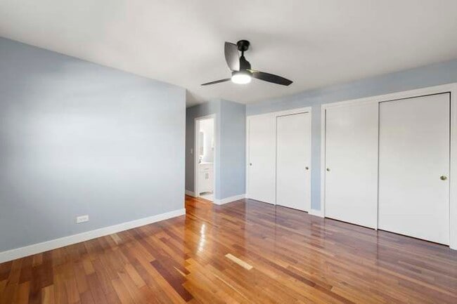 Building Photo - 514 W Miner St