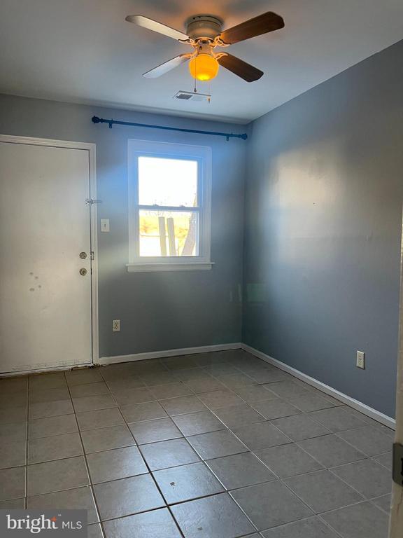 Building Photo - 2829 Saxton Rd