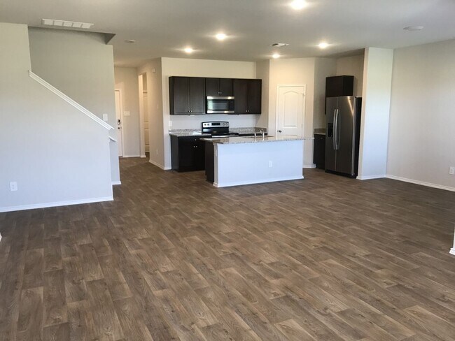 Building Photo - Beautiful Brand New Home in Arroyo Ranch