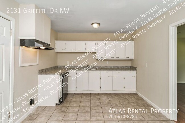 Building Photo - 2131 Griffith Dr NW