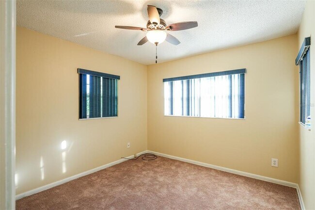 Building Photo - 10031 Union Park Dr