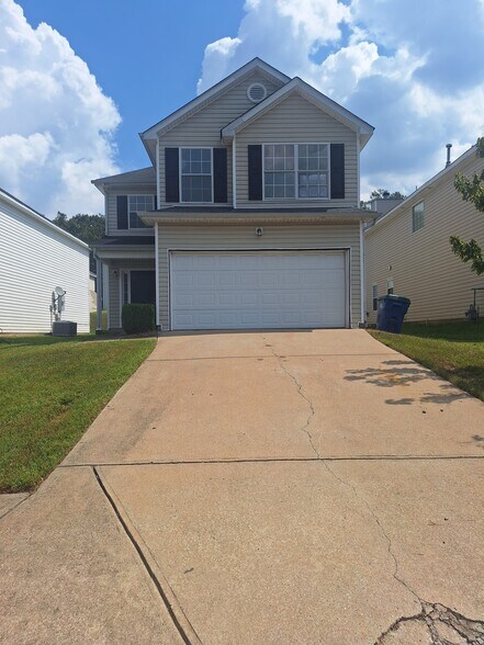 Building Photo - 5646 One Lake Way