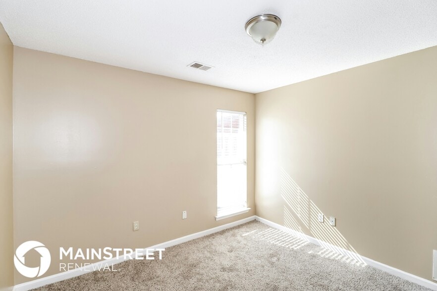 Building Photo - 6677 Kentbrook Dr