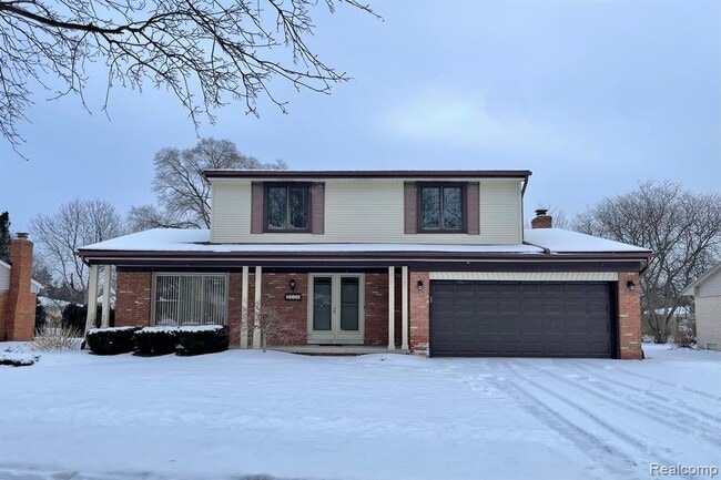 Primary Photo - 4886 Hubbard