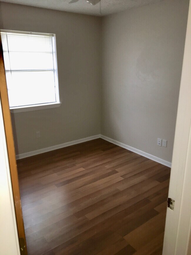 Building Photo - 3506 Highmeadow Ln