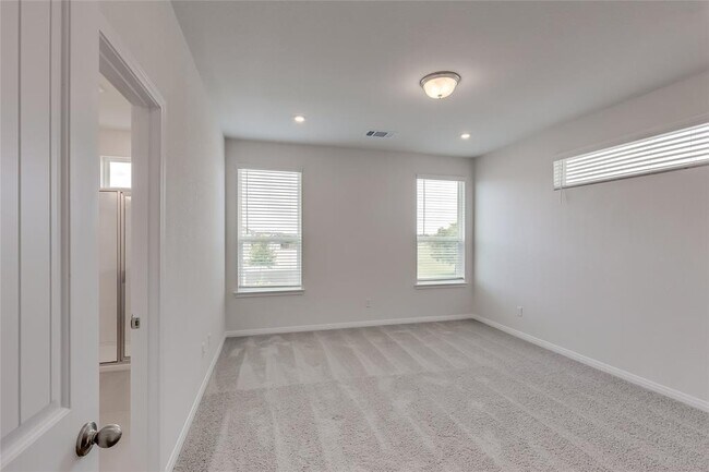 Building Photo - 20504 Haygrazer Wy