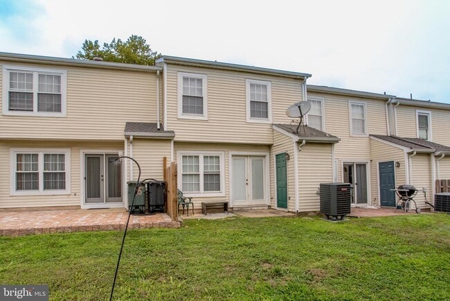 Building Photo - 17 Taylors Way