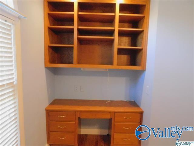 Building Photo - 176 Water Oak Dr