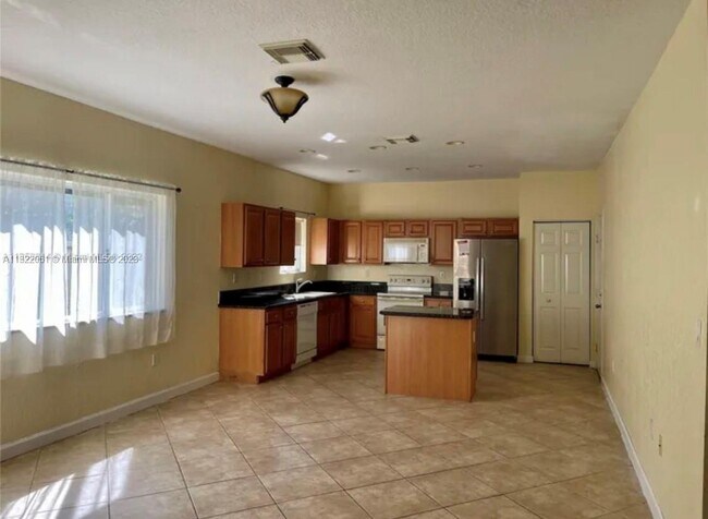 Building Photo - 22537 SW 94th Path