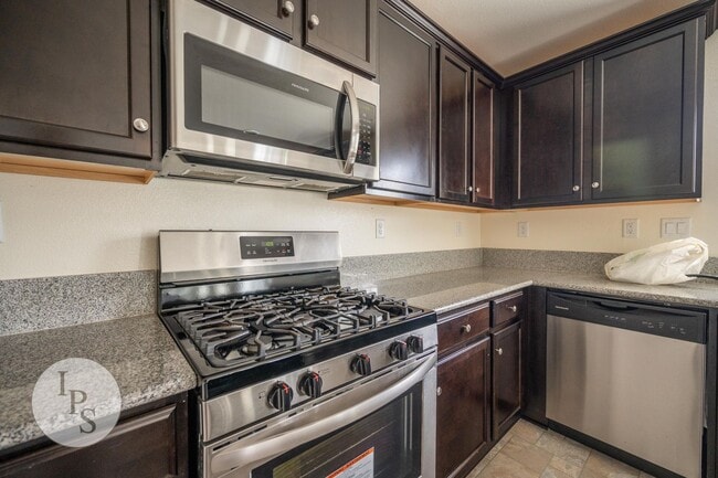 Building Photo - Sanger 2-Story Home, SOLAR!!!  4BR/2.5BA, ...
