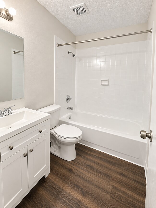 Building Photo - 8578 Channelview Cir