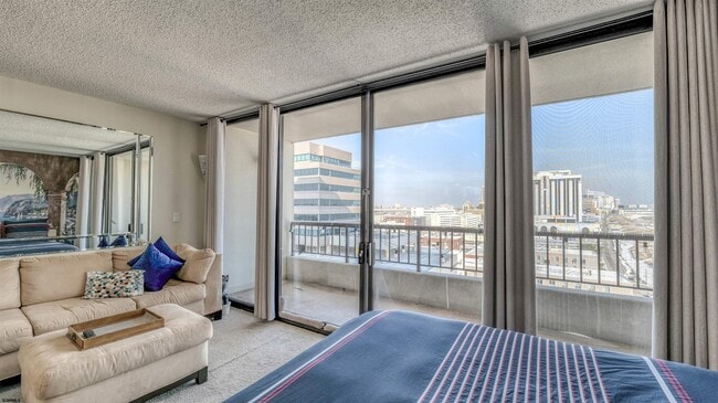 Building Photo - 3851 Boardwalk