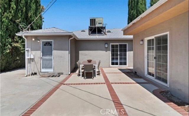 Building Photo - 16828 Margate St