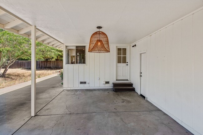 Building Photo - 19469 Victoria Ct