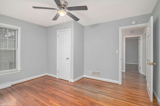 Building Photo - 2 bdrm, 1 bath in East Atlanta