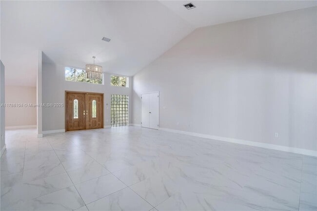 Building Photo - 9818 SW 111th Terrace