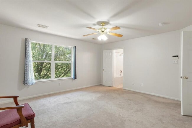 Building Photo - 1617 Gaylord Dr