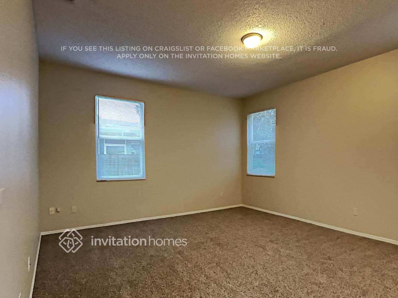 Building Photo - 2430 Leaning Pine St