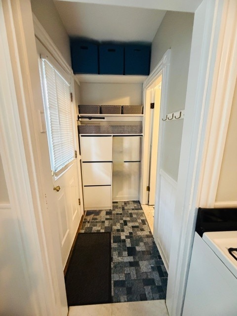 Building Photo - 48 Cook St