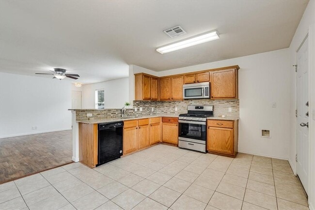 Building Photo - 8520 Chick Pea Ln