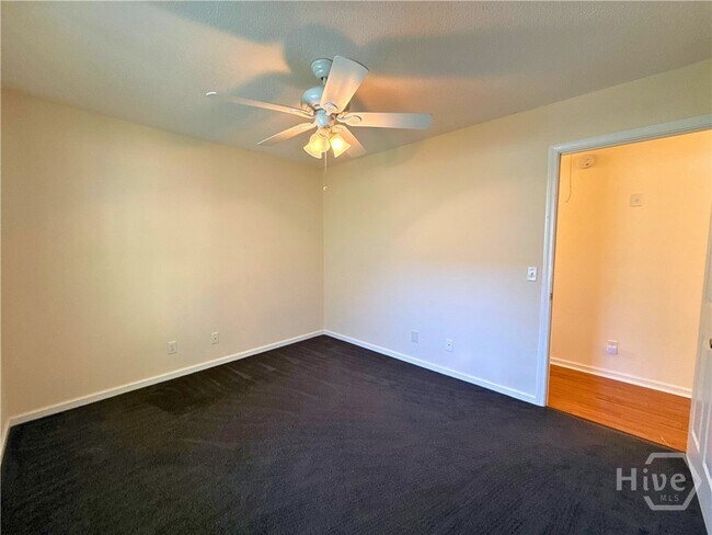 Building Photo - 144 Mills Run Dr