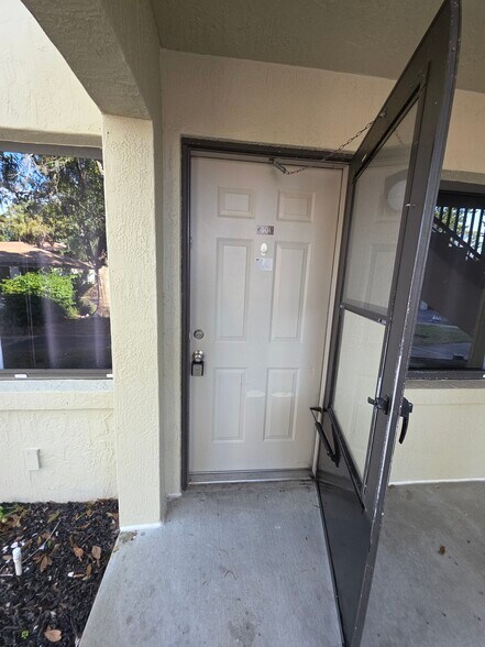 Building Photo - 1601 Big Tree Rd