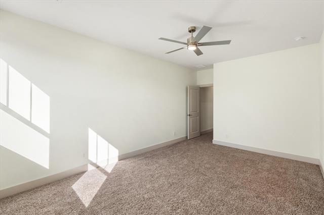 Building Photo - 504 E Kimball St