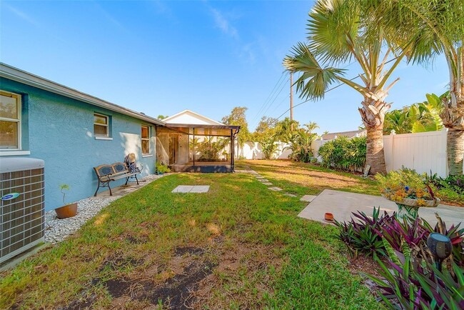 Building Photo - 10451 119th St