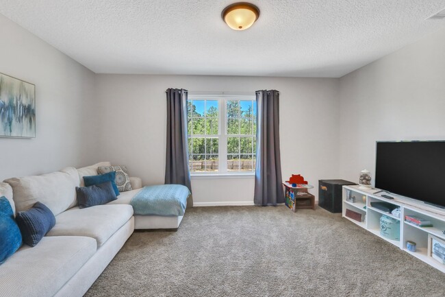 Building Photo - 91 Firefly Trce NE