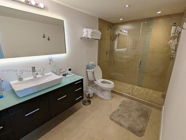 Building Photo - 9273 Collins Ave