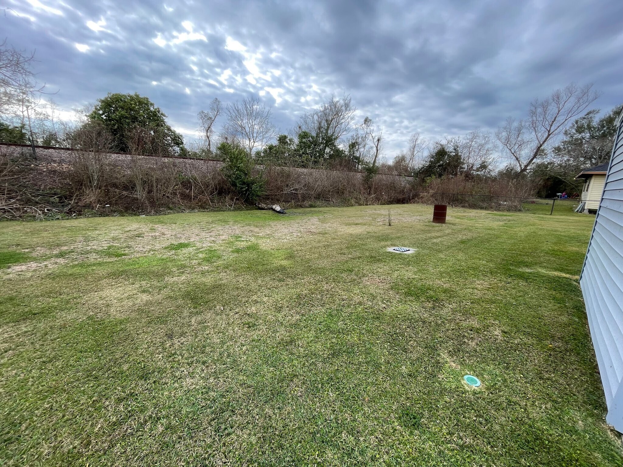 Building Photo - 333 California St