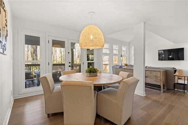 Building Photo - 181 Arrowood Ln